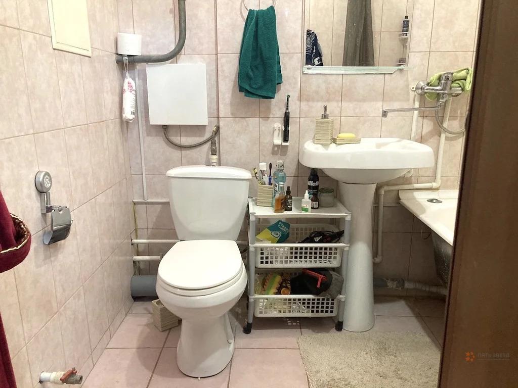 Продам 2-комнатную квартиру в Чехове, 17б