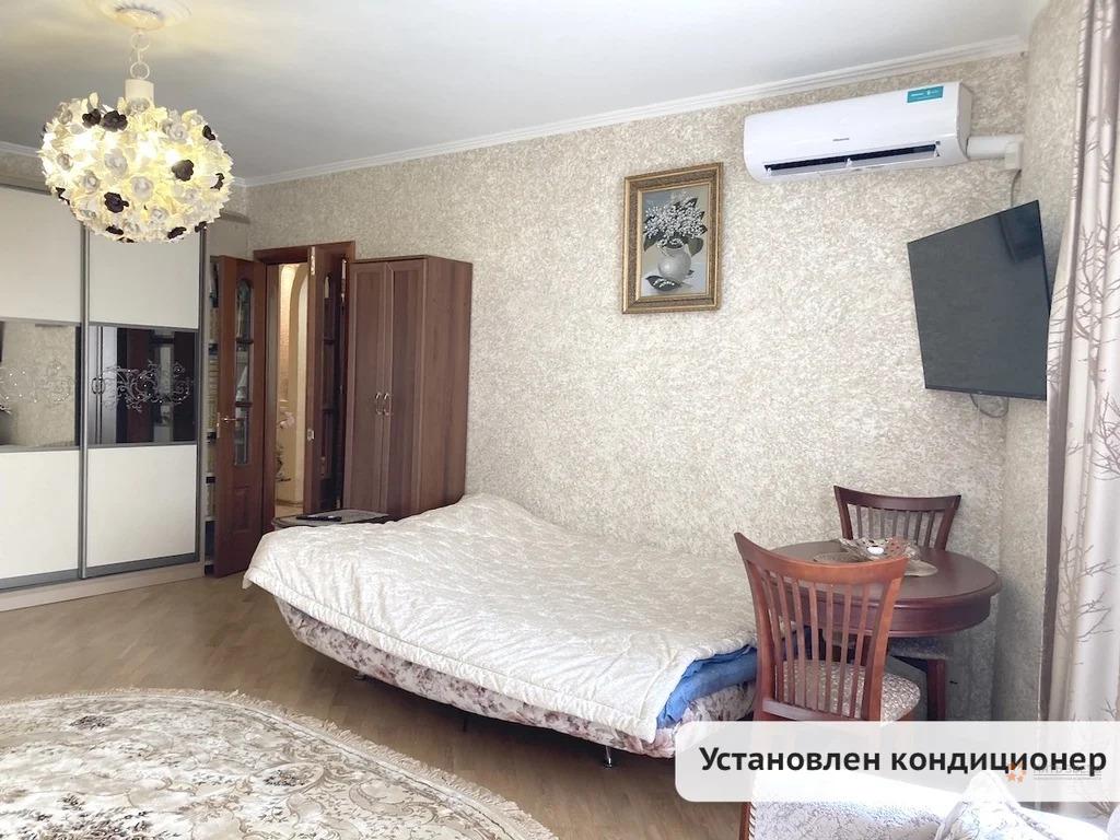 Продам 2-комнатную квартиру в Чехове, 2а