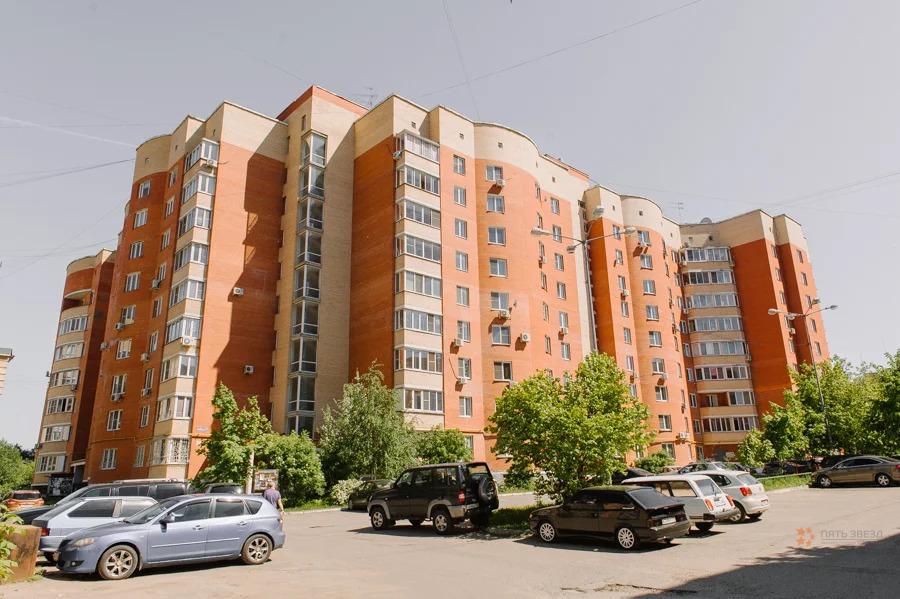Продам 2-комнатную квартиру в Чехове, 2а