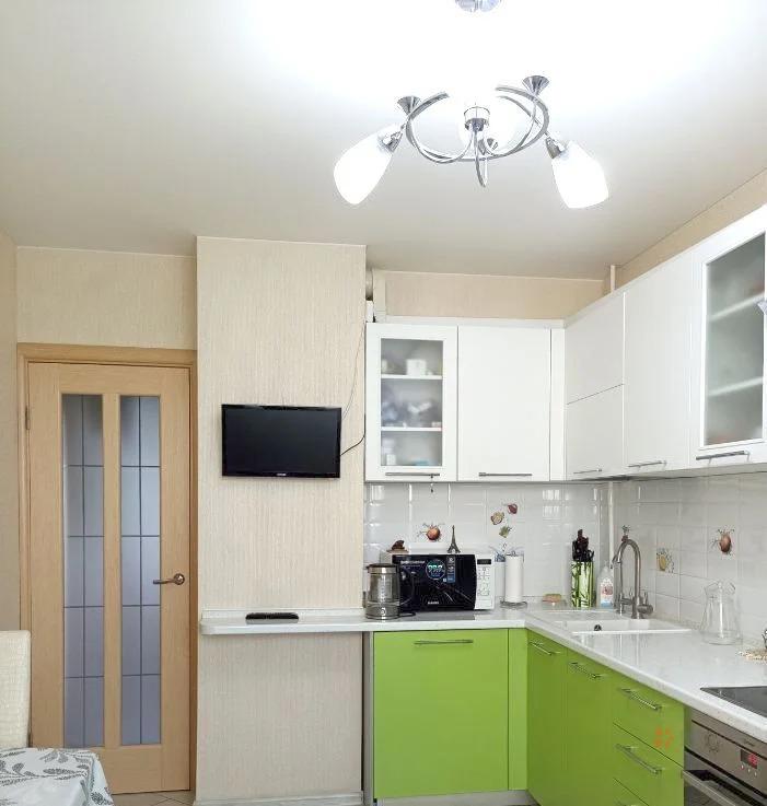 Продам 2-комнатную квартиру в Чехове, 3