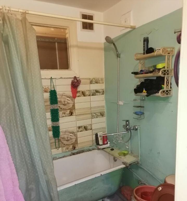 Продам 1-комнатную квартиру в Перми в Кировском р-не, Адмирала Нахимова улица, 15