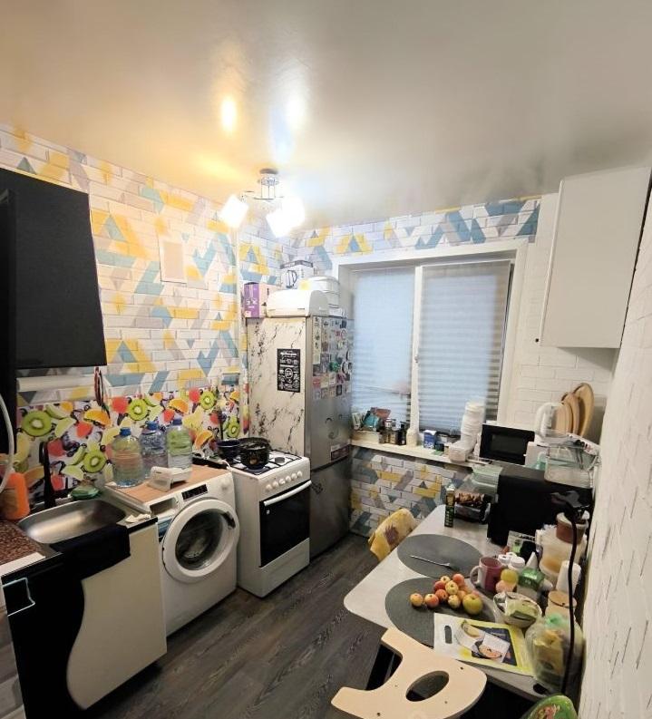 Продам 1-комнатную квартиру в Перми в Свердловском р-не, Крохалёва, Солдатова улица, 4