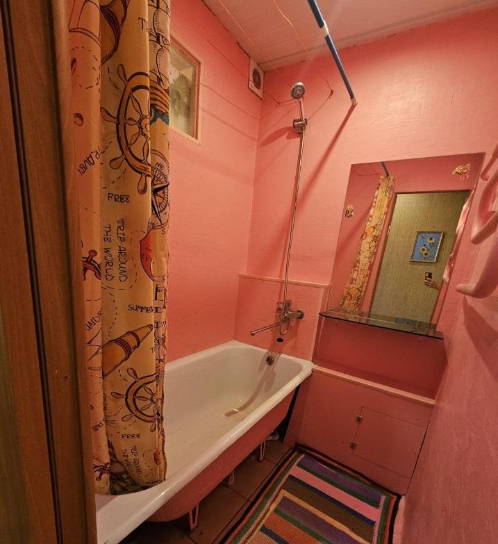 Продам 1-комнатную квартиру в Перми в Свердловском р-не, Громовский, Елькина улица, 2