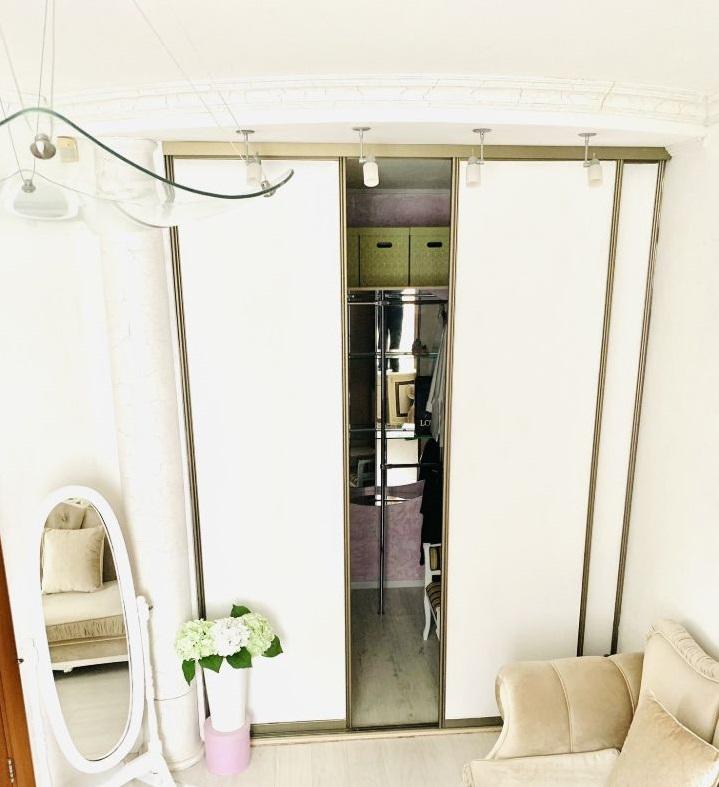 Продам 2-комнатную квартиру в Перми в Свердловском р-не, Комсомольский проспект, 56