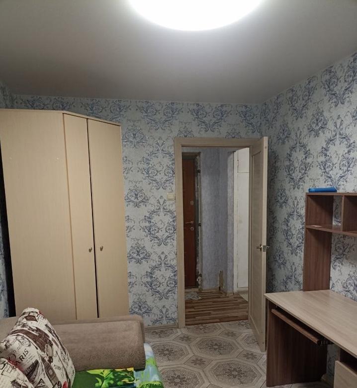 Продам 2-комнатную квартиру в Перми в Свердловском р-не, Крохалёва, Вижайская улица, 25