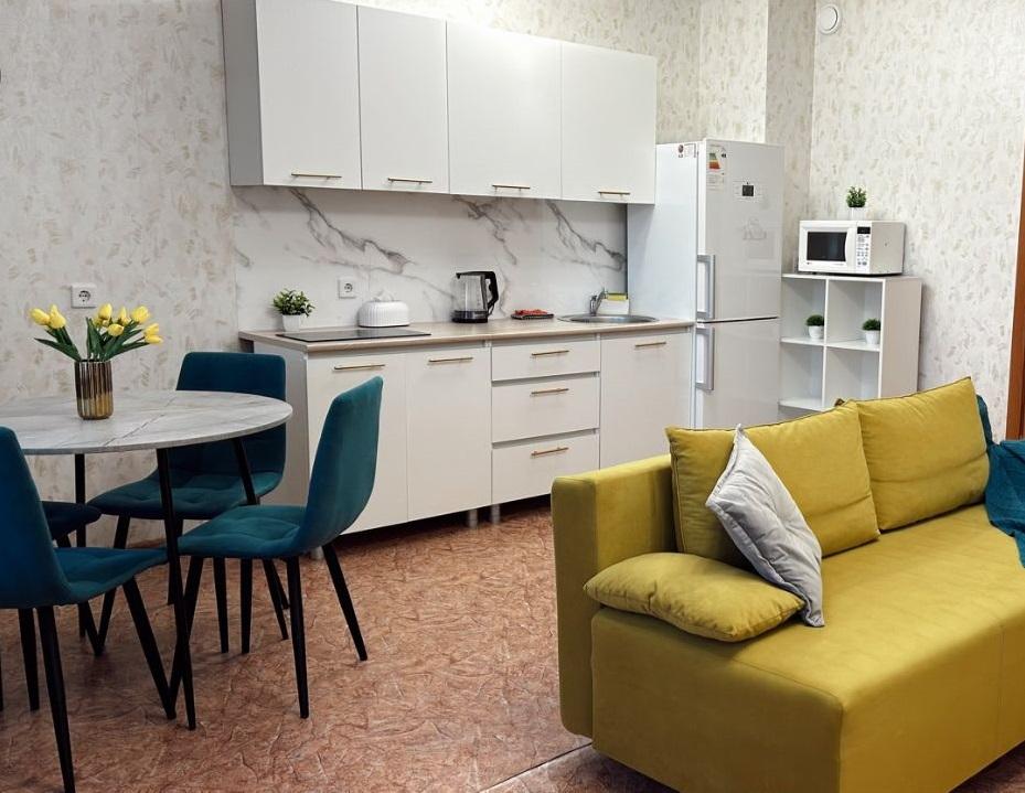 Продам 2-комнатную квартиру в Перми в Дзержинском р-не, Данилиха, Крылова улица, 15а