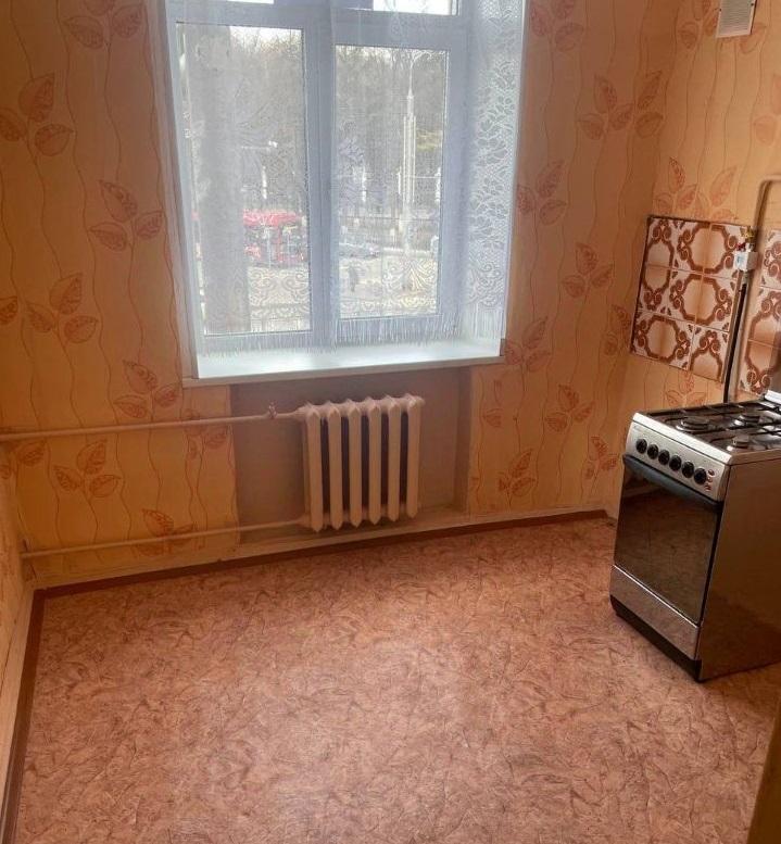 Продам 3-комнатную квартиру в Перми в Свердловском р-не, Комсомольский проспект, 47