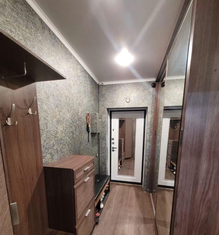 Продам 3-комнатную квартиру в Перми в Индустриальном р-не, Новоплоский, Малая улица, 1