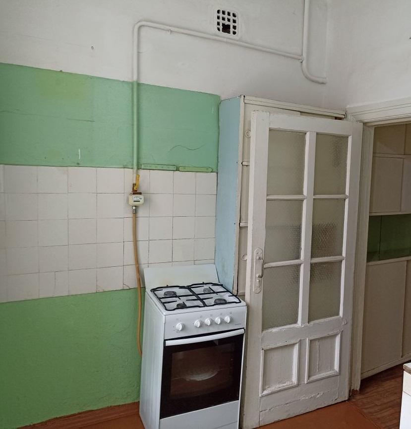 Продам 4-комнатную квартиру в Перми в Свердловском р-не, Комсомольский проспект, 64