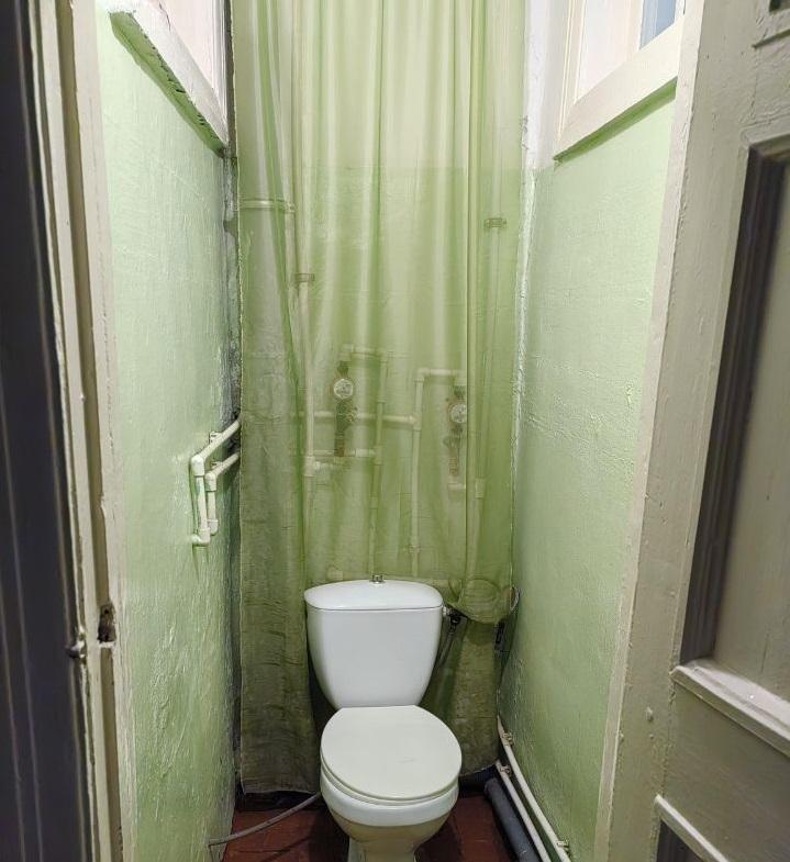 Продам 4-комнатную квартиру в Перми в Свердловском р-не, Комсомольский проспект, 64