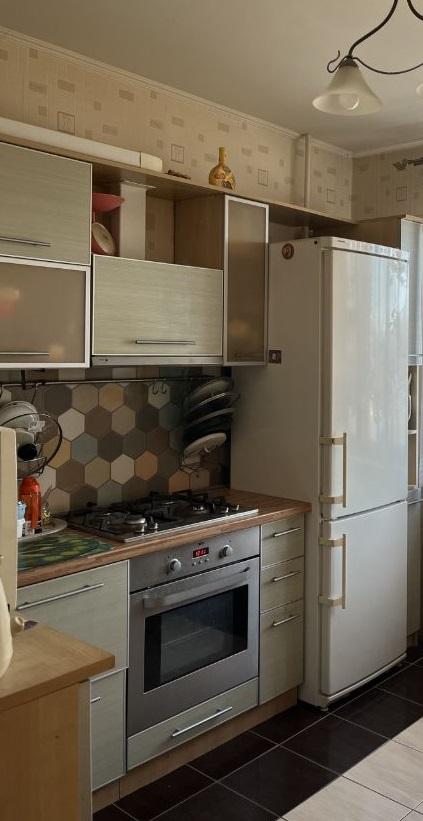 Продам 4-комнатную квартиру в Перми в Мотовилихинском р-не, Садовый, Юрша улица, 56