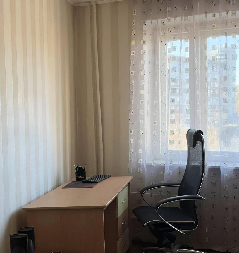 Продам 4-комнатную квартиру в Перми в Мотовилихинском р-не, Садовый, Юрша улица, 56