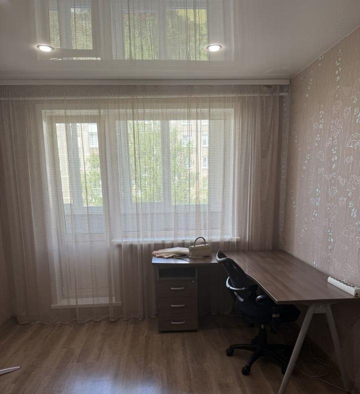 Продам комнату в Перми в Индустриальном р-не, Нагорный, Композитора Глинки улица, 9