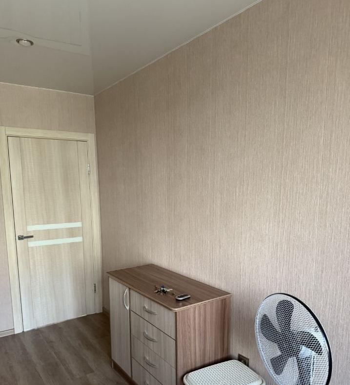 Продам комнату в Перми в Индустриальном р-не, Нагорный, Композитора Глинки улица, 9