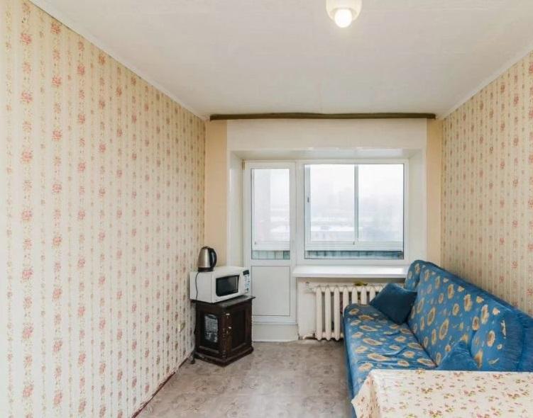 Продам комнату в Перми в Дзержинском р-не, Центр, Якуба Коласа проезд, 10