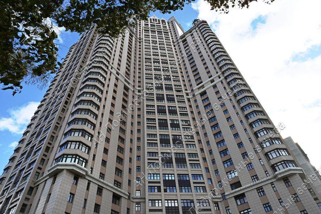 Продам 4-комнатную квартиру в Москве в Западном р-не, 3