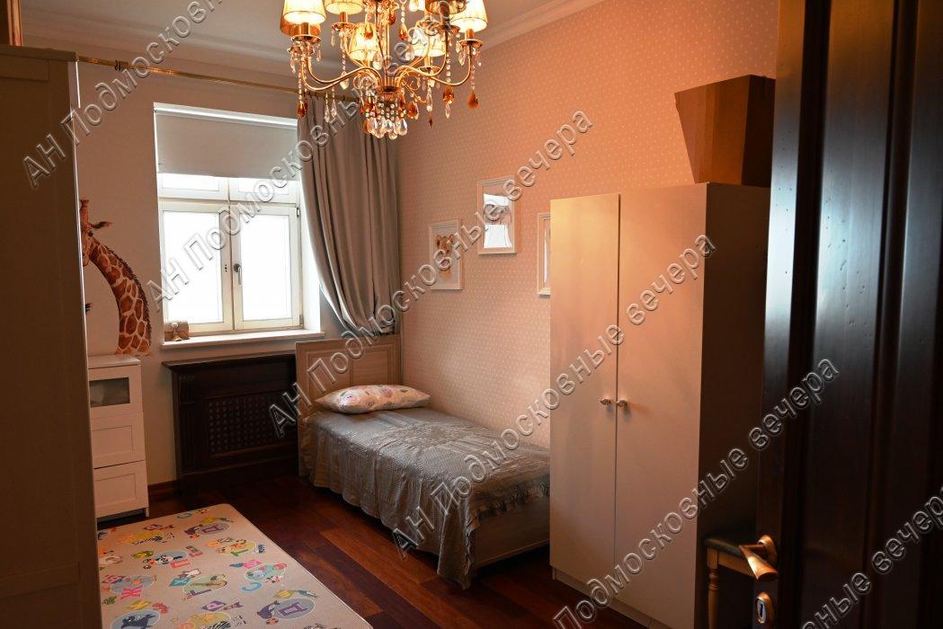 Продам 4-комнатную квартиру в Москве в Западном р-не, 3