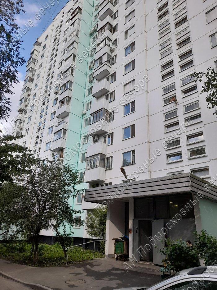 Продам 3-комнатную квартиру в Москве в Юго-Западный р-не, 4к2