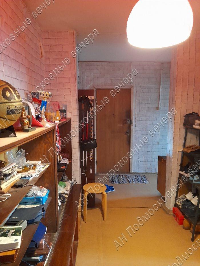 Продам 3-комнатную квартиру в Москве в Юго-Западный р-не, 4к2