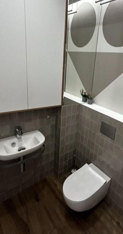 Сдается 4-комнатная квартира в Перми в Свердловском р-не, Островский, Революции улица, 22