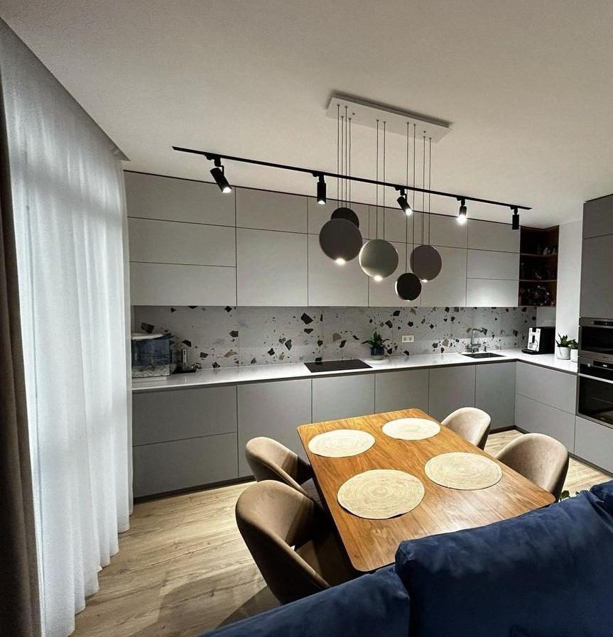 Сдается 4-комнатная квартира в Перми в Свердловском р-не, Островский, Революции улица, 22