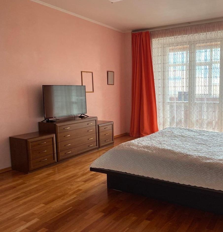 Сдается 4-комнатная квартира в Перми в Ленинском р-не, Пермская улица, 63