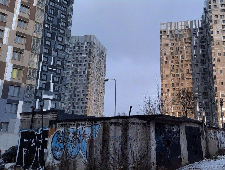 Продам гараж в Перми  в Свердловском р-не, Куйбышева улица, 62б