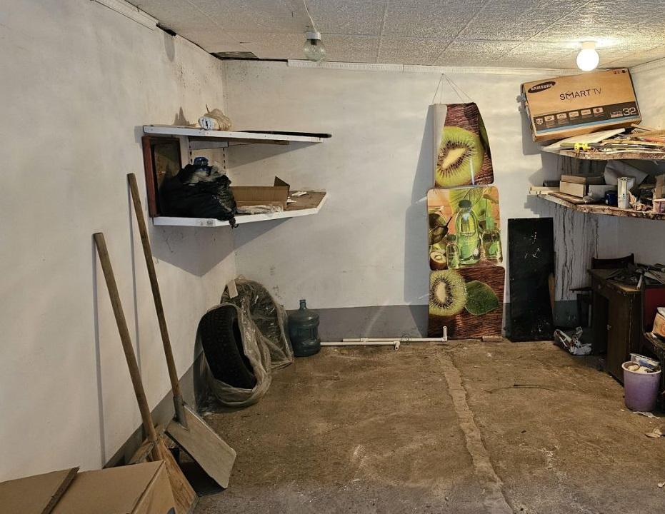 Продам гараж в Перми  в Свердловском р-не, Свердловский, Клары Цеткин улица, 29