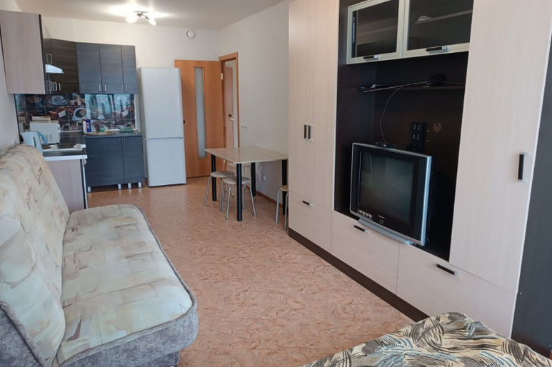 Сдам на сутки 2-комнатную квартиру в Перми в Свердловском р-не, Красные Казармы улица, 68