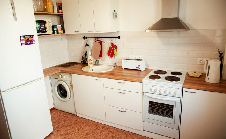 Сдам на сутки 2-комнатную квартиру в Перми в Свердловском р-не, Чернышевского улица, 39