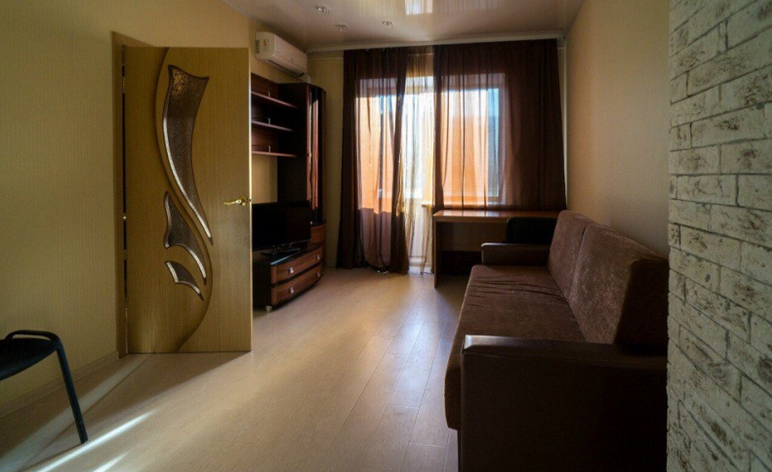 Сдам на сутки 3-комнатную квартиру в Перми в Ленинском р-не, Комсомольский проспект, 50