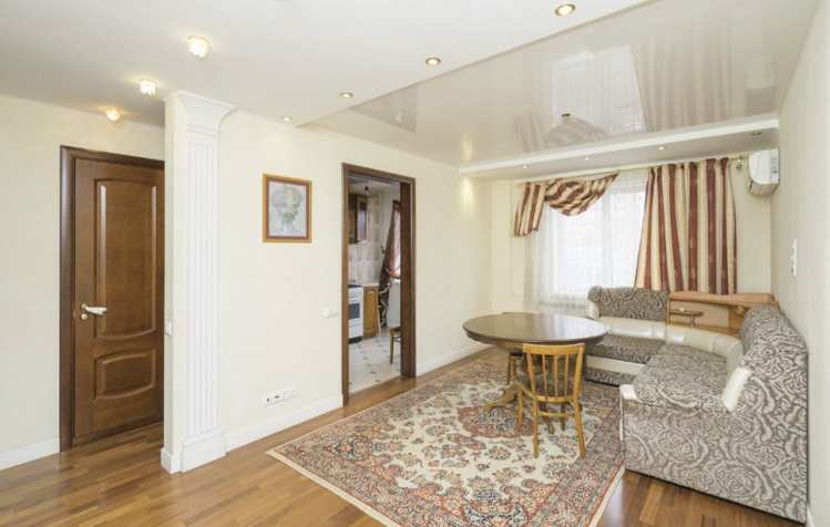 Сдам на сутки 3-комнатную квартиру в Перми в Ленинском р-не, Монастырская улица, 123