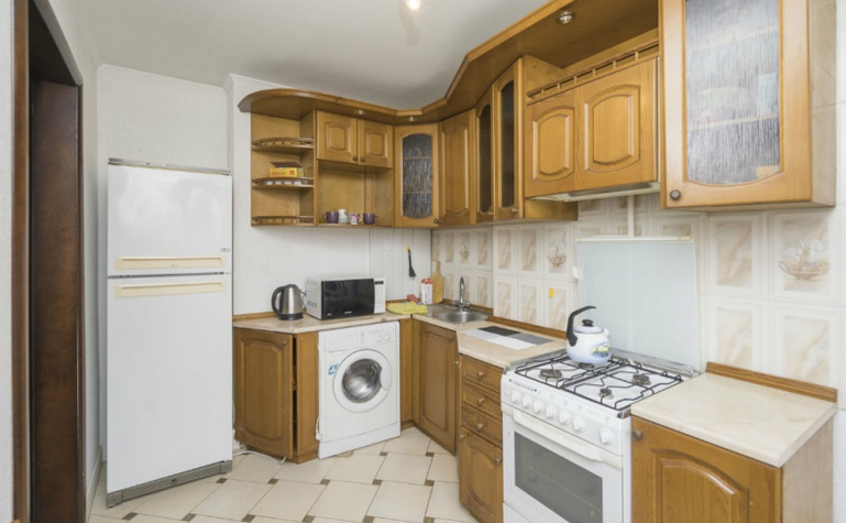 Сдам на сутки 3-комнатную квартиру в Перми в Ленинском р-не, Монастырская улица, 123