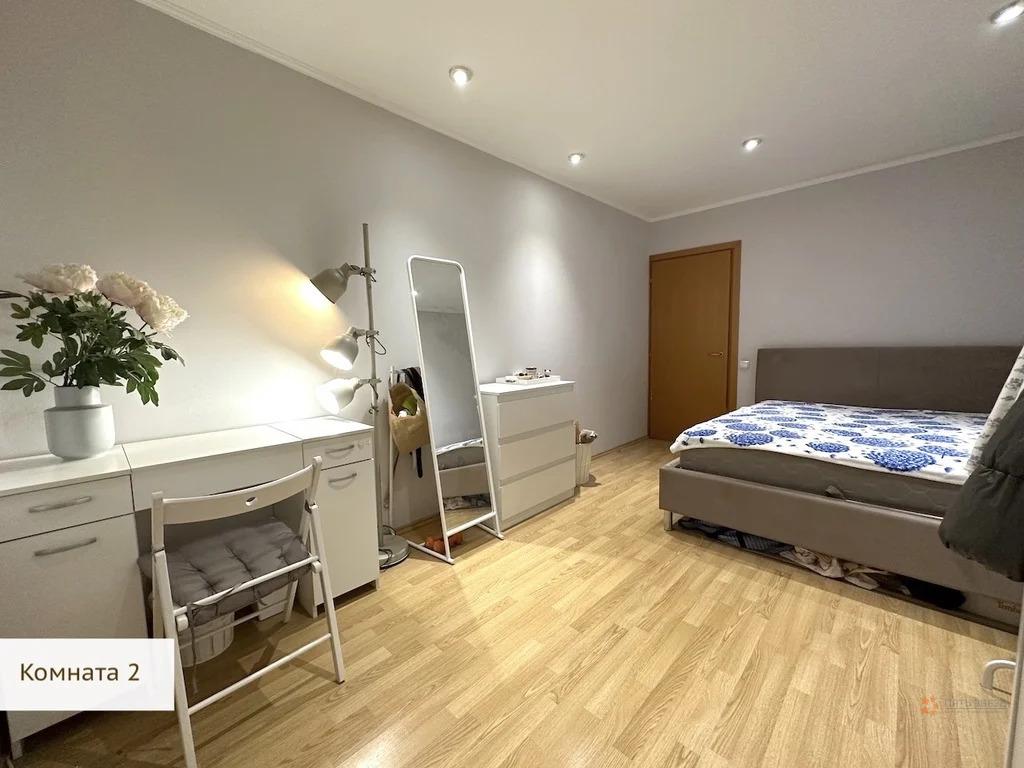 Продам 4-комнатную квартиру в Москве, 5к1