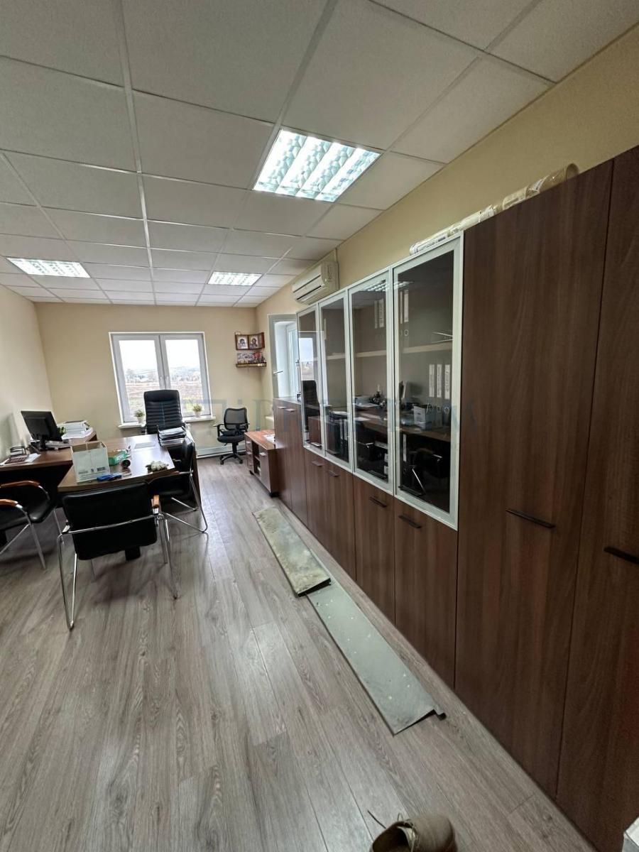 Продам склад, р-н Троицк,кв-л 203,д 6 стр 1