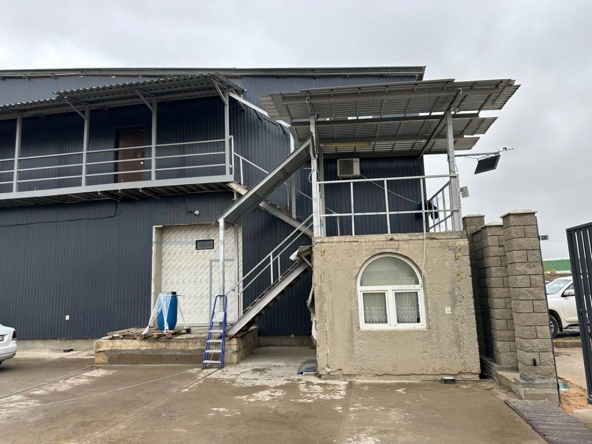 Продам склад, р-н Троицк,кв-л 203,д 6 стр 1