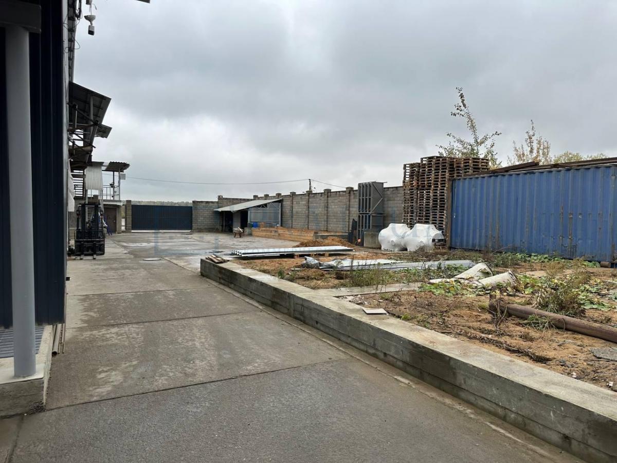 Продам склад, р-н Троицк,кв-л 203,д 6 стр 1