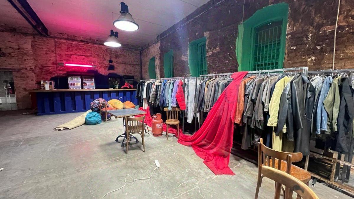 Продам торговое помещение в, д 1 стр 2