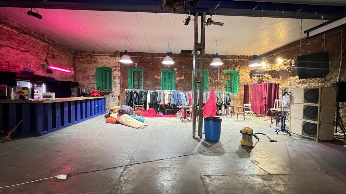 Продам торговое помещение в, д 1 стр 2