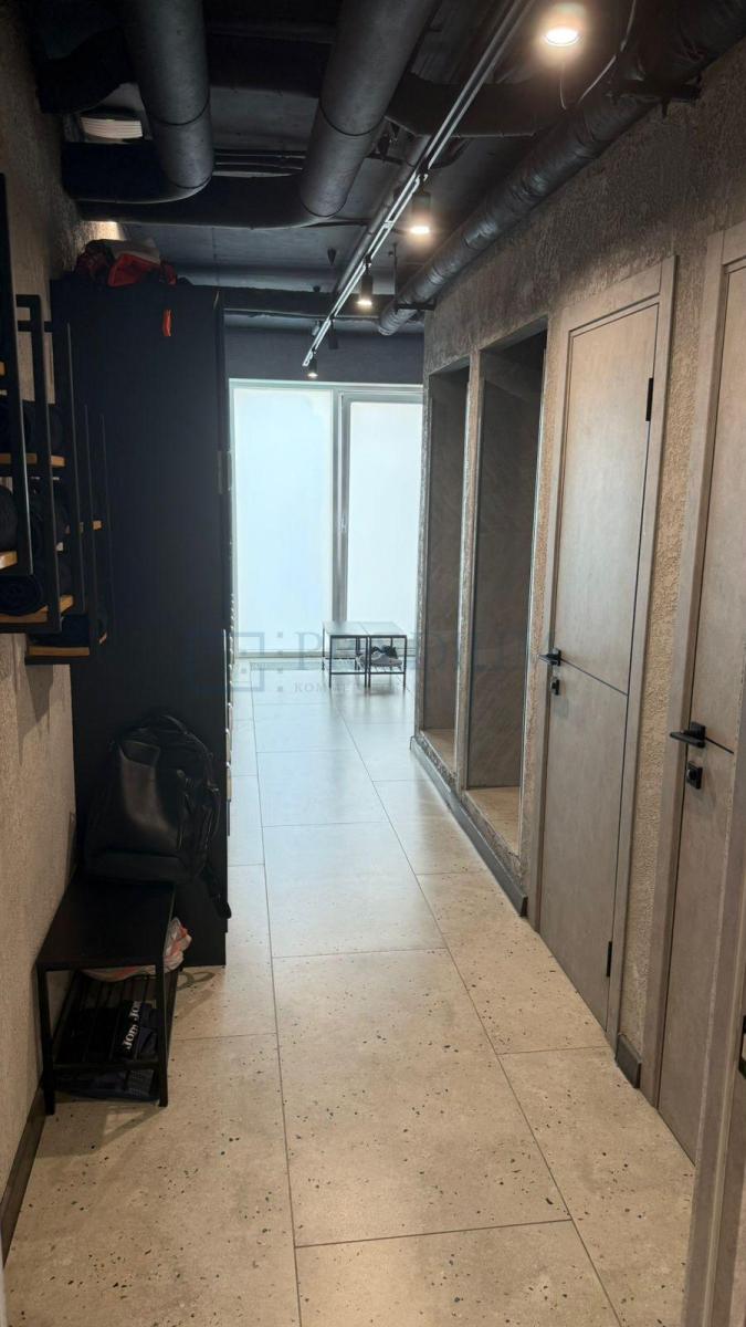 Сдается торговое помещение в Москве, д 18