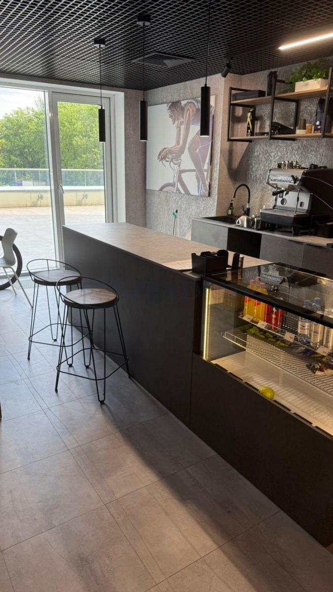 Сдается торговое помещение в Москве, д 18