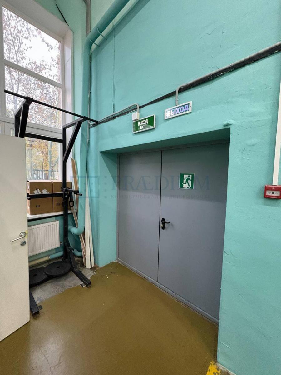 Сдается торговое помещение в Москве, д 21 к 3