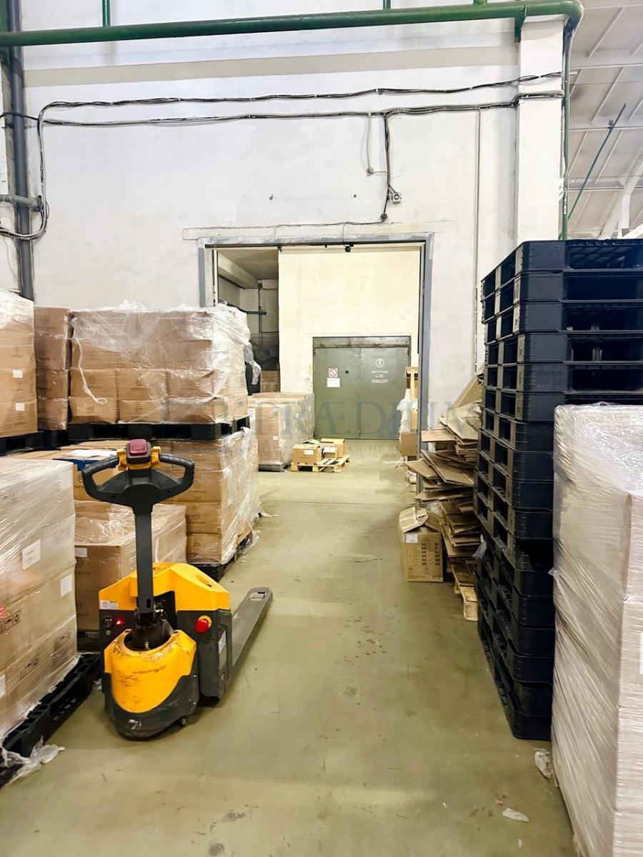 Сдается склад в Москве, д 37 стр 1