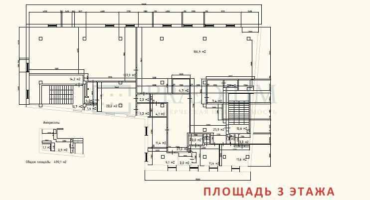 Продам торговое помещение в Москве, д 4А