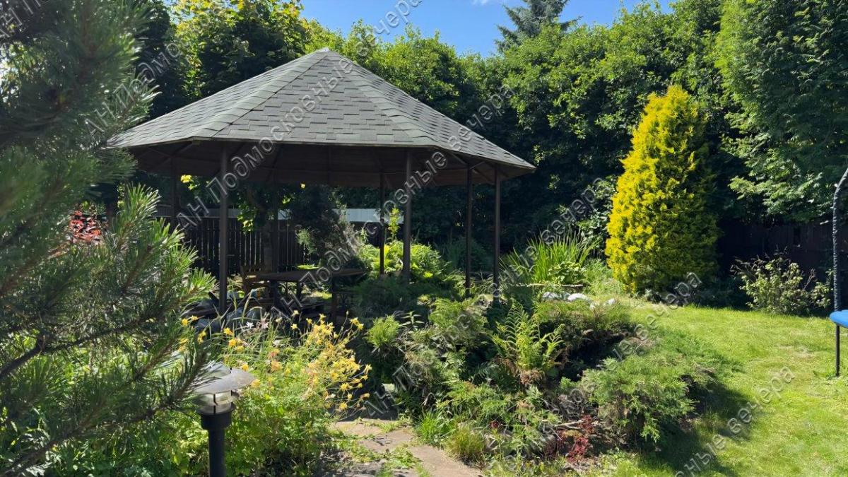 Продам коттедж  в Солнечногорском районе в Повадино