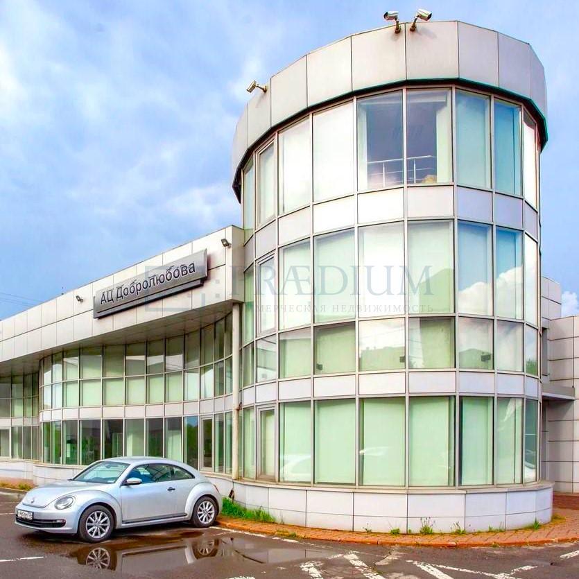 Продам торговое помещение в Москве, д 2Б стр 1