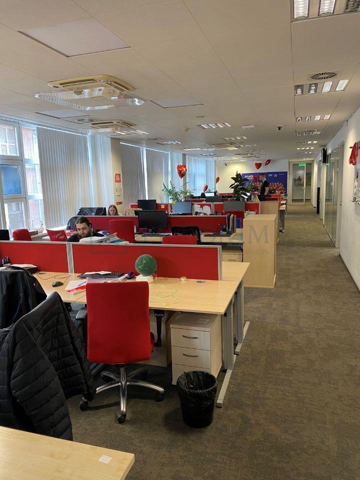 Продам офис в Москве, д 8 к 1