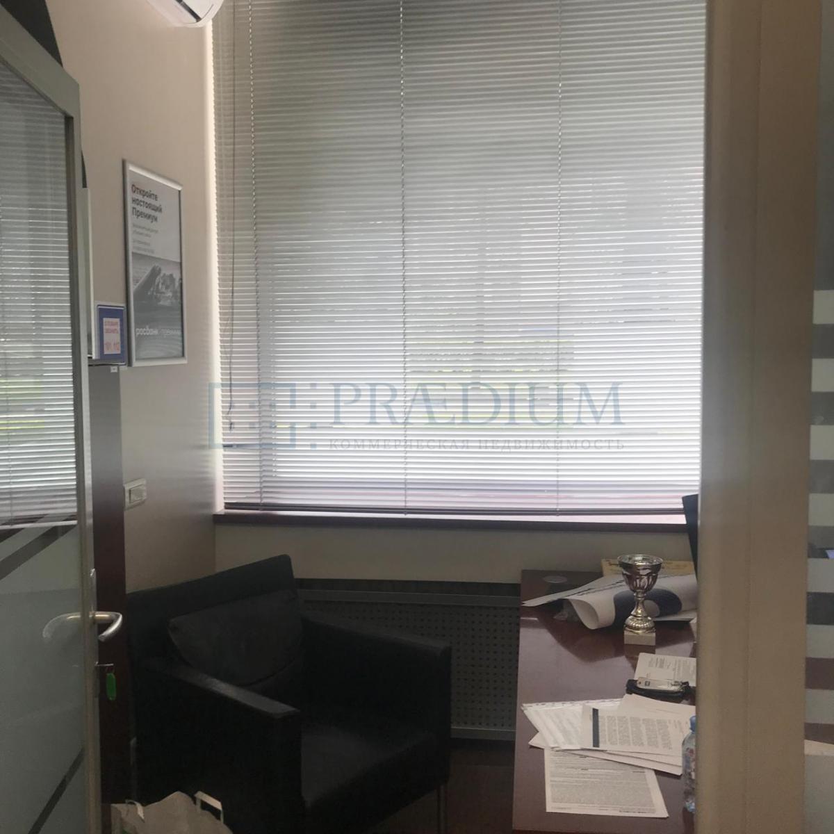 Сдается торговое помещение в Москве, д 124 к 8