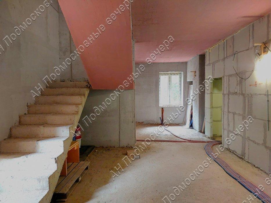 Продам коттедж  в Юрлово