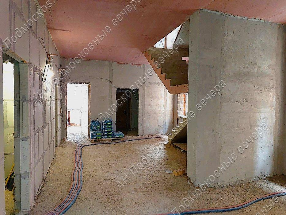 Продам коттедж  в Юрлово